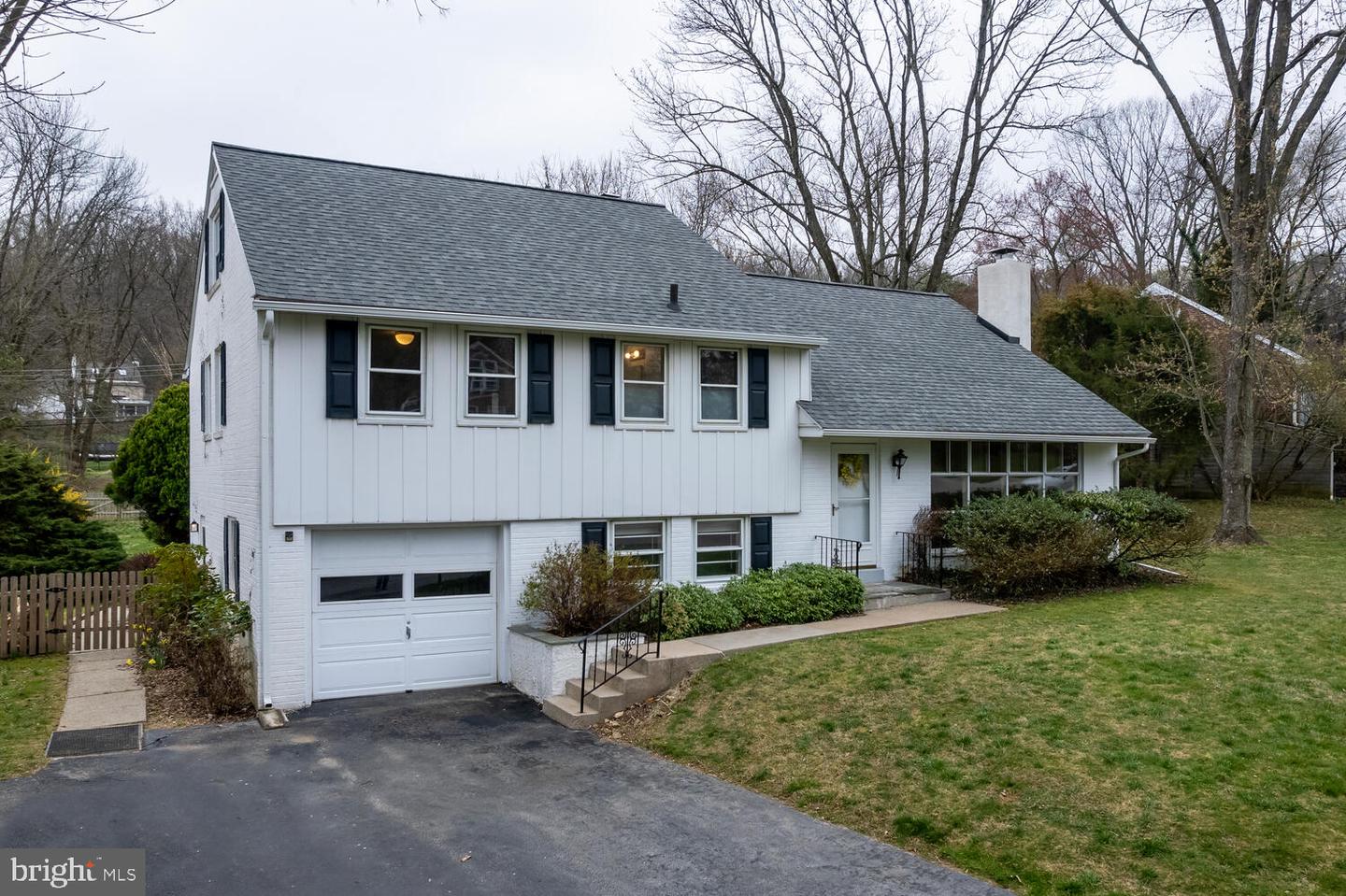 632 Wallace Drive, Wayne