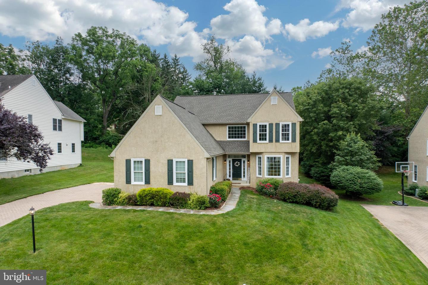 418 Monteray Lane, West Chester
