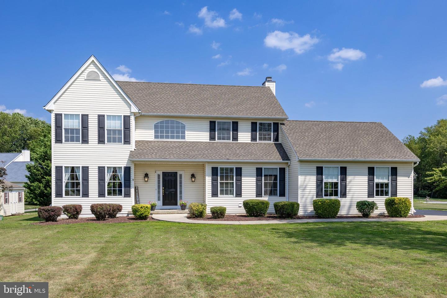 205 Warwick Court, Oxford