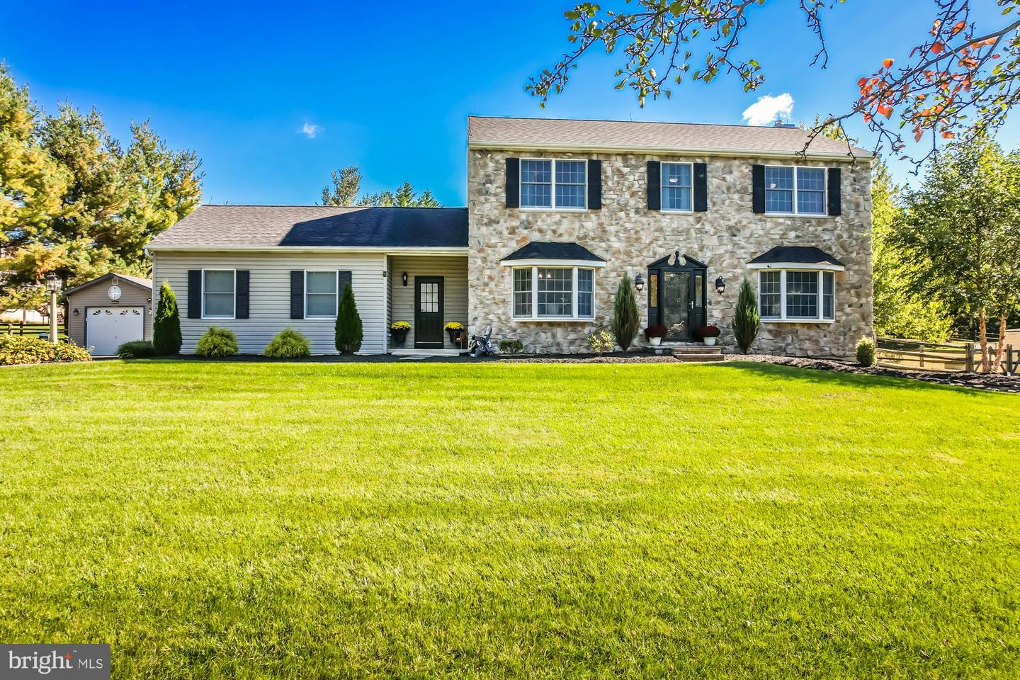 24 Ramblewood Drive, Glenmoore