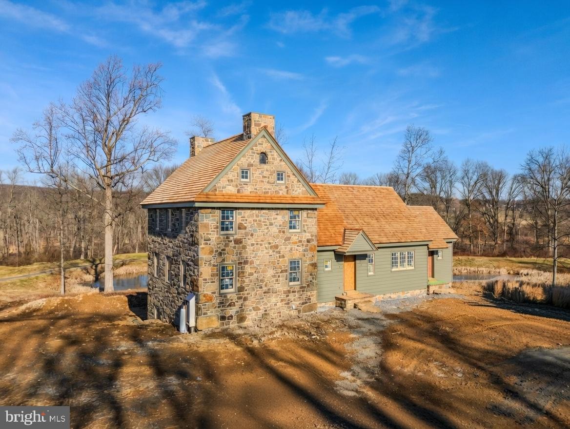 87 Brownstone Lane, Elverson