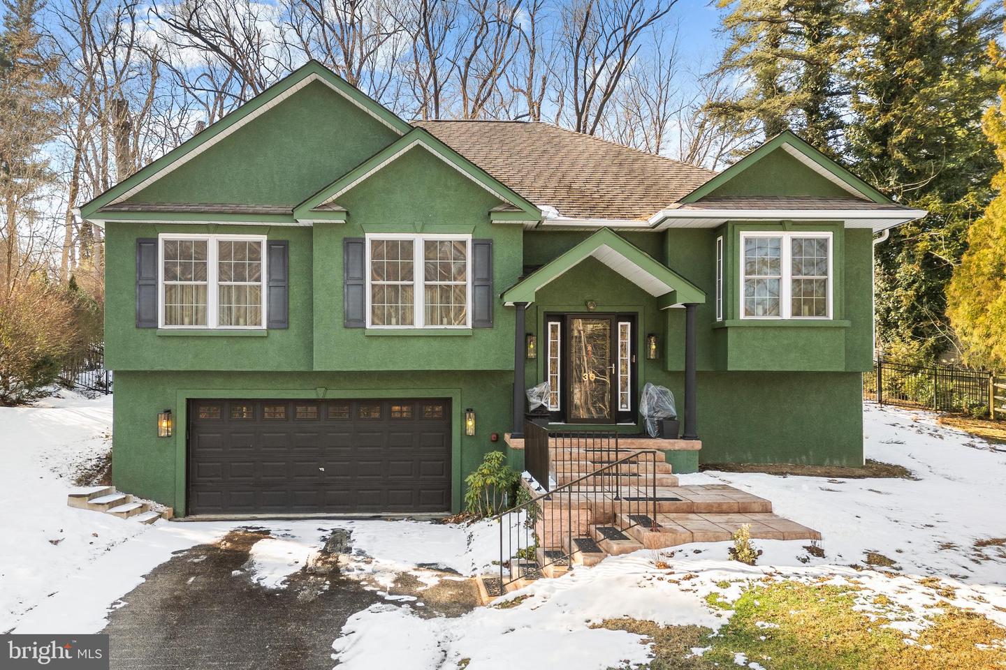 30 Reservoir Road, West Chester