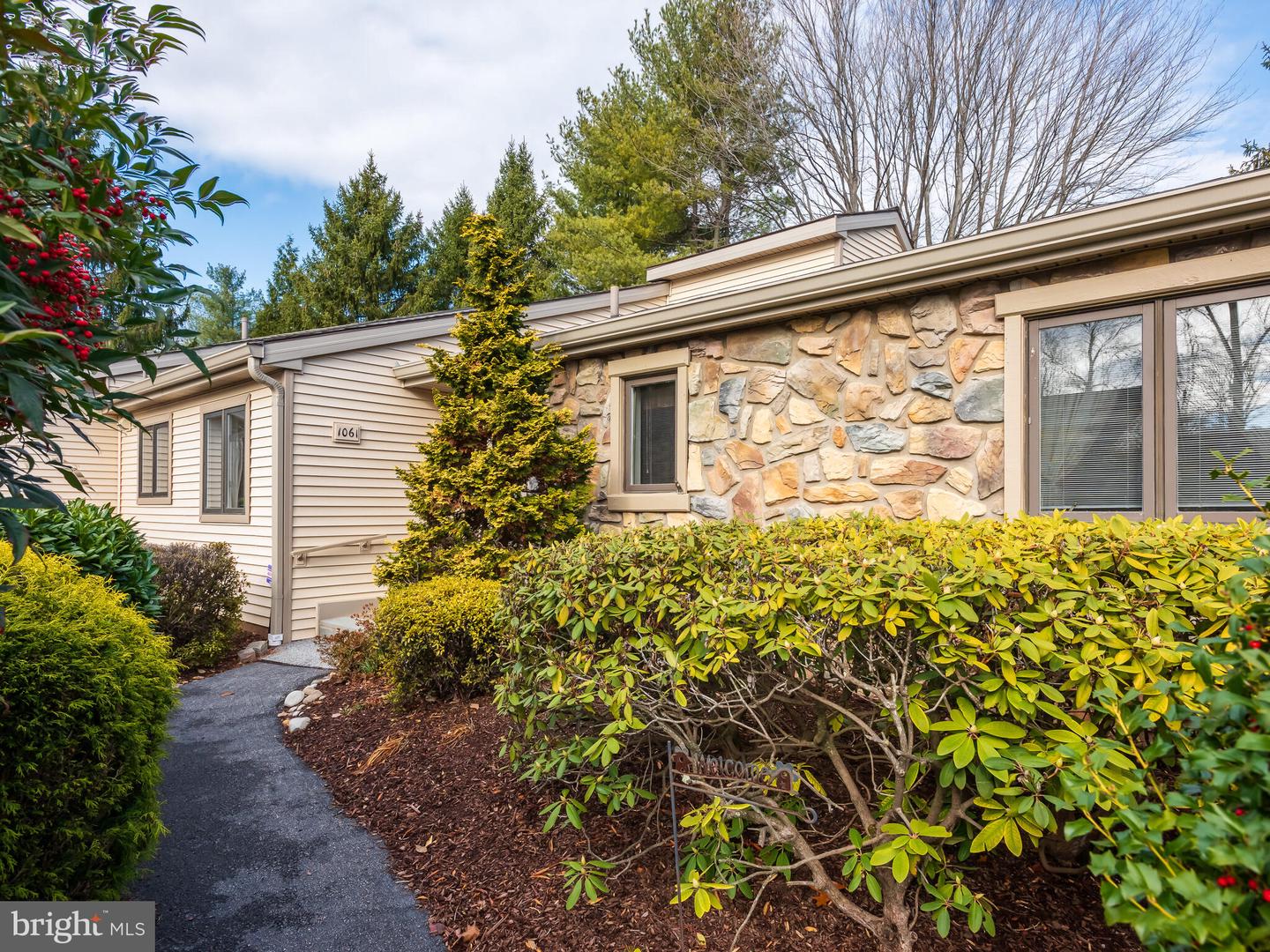 1061 Kennett Way, West Chester