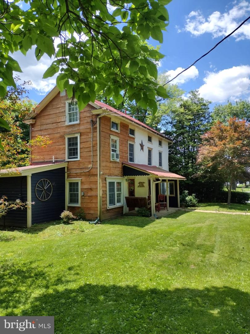 250 Warwick Road, Elverson