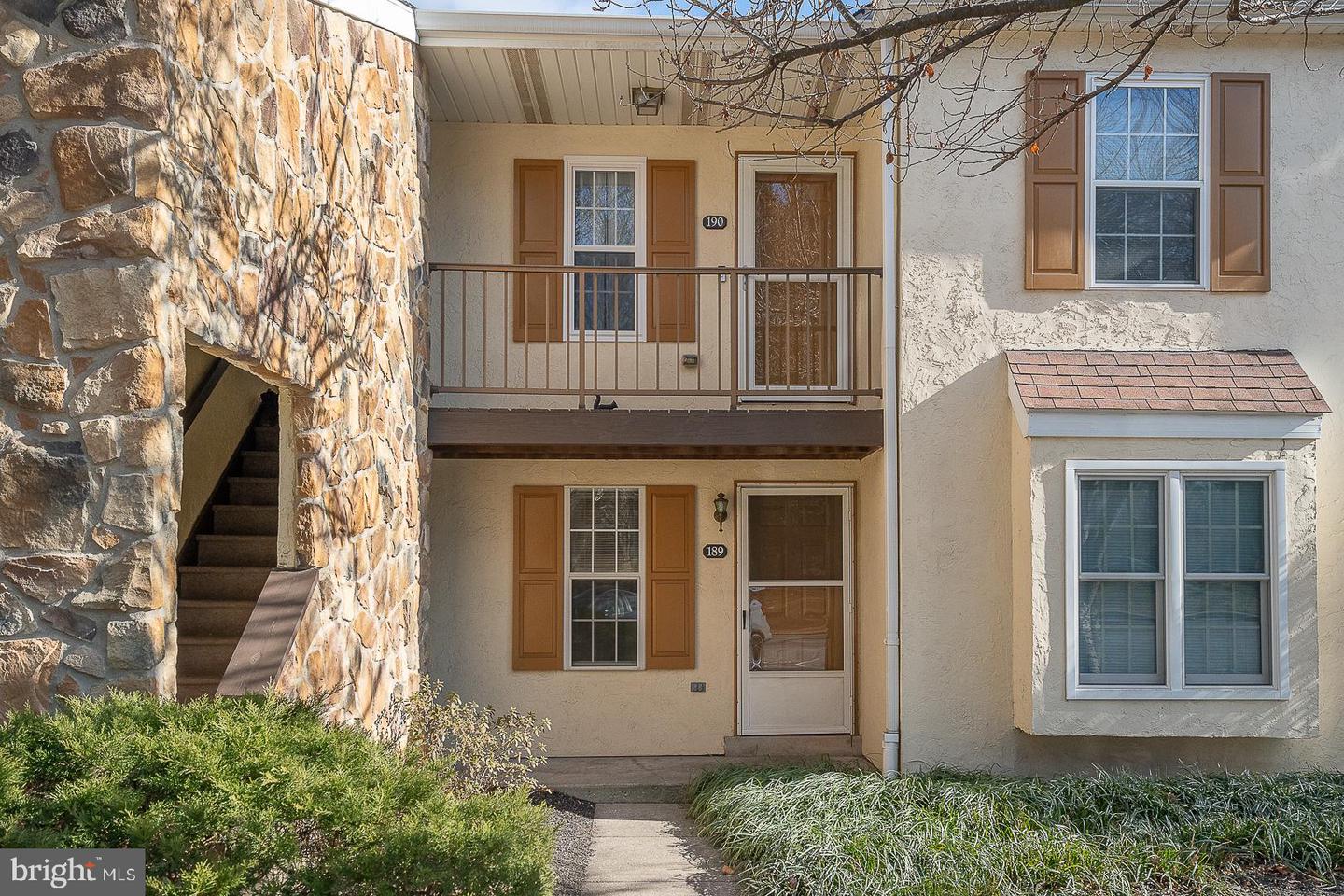 189 Valley Stream Lane, Chesterbrook