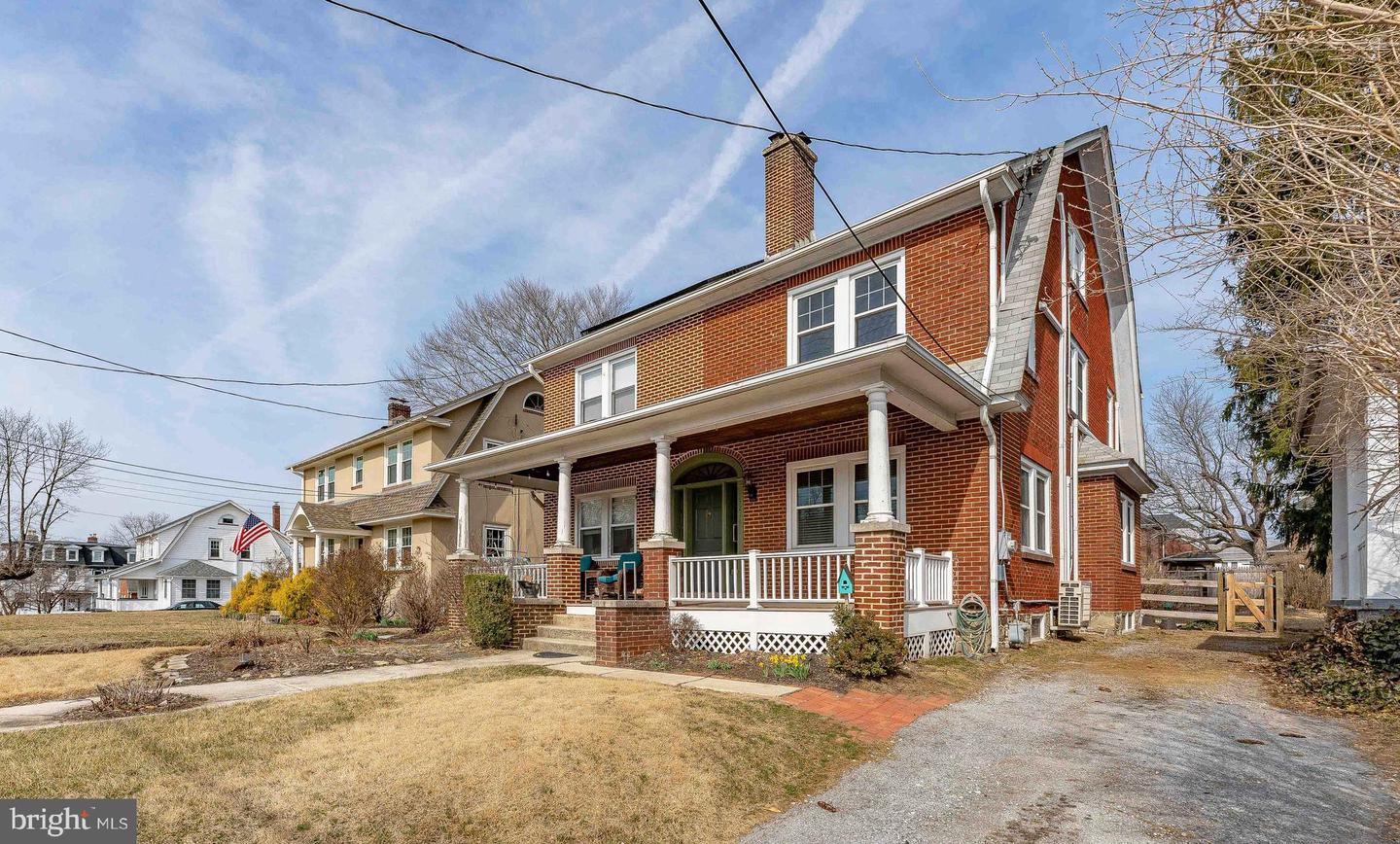 321 W Lancaster Avenue, Downingtown