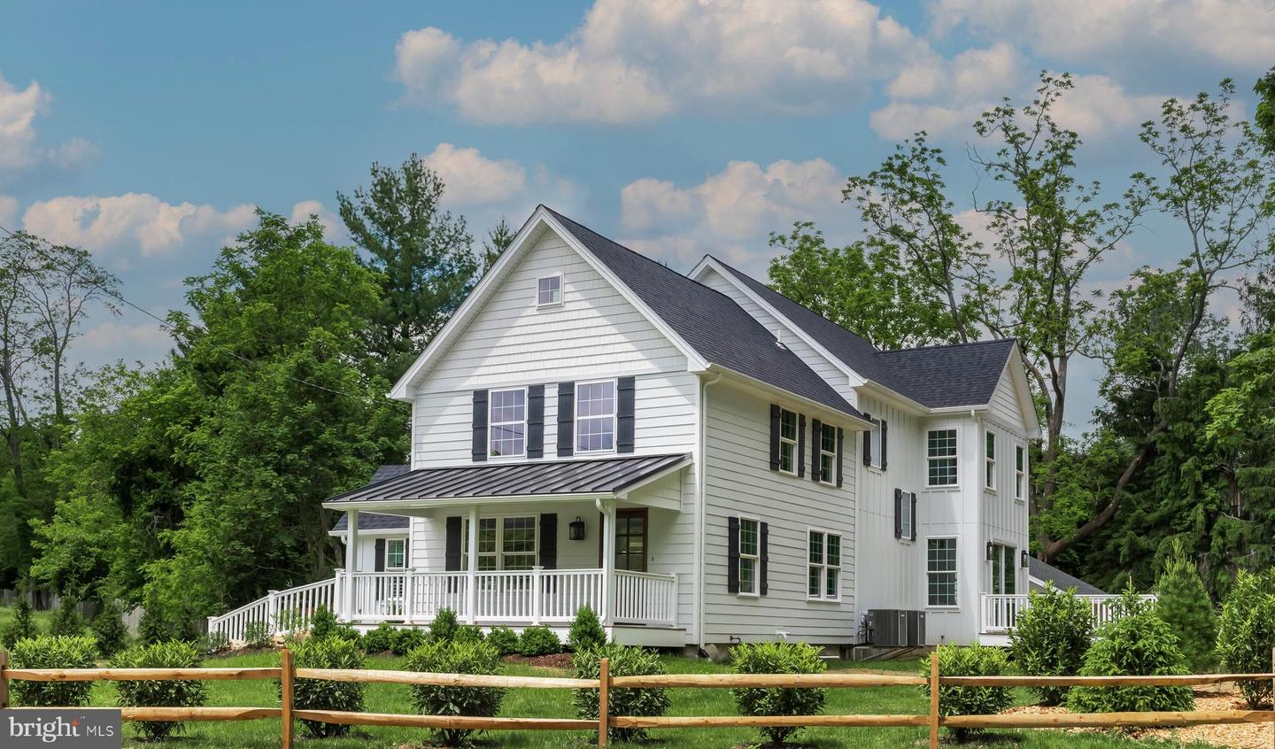 670 Leopard Road, Berwyn