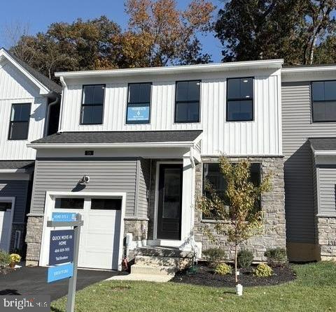 42 Grayson Lane, Downingtown