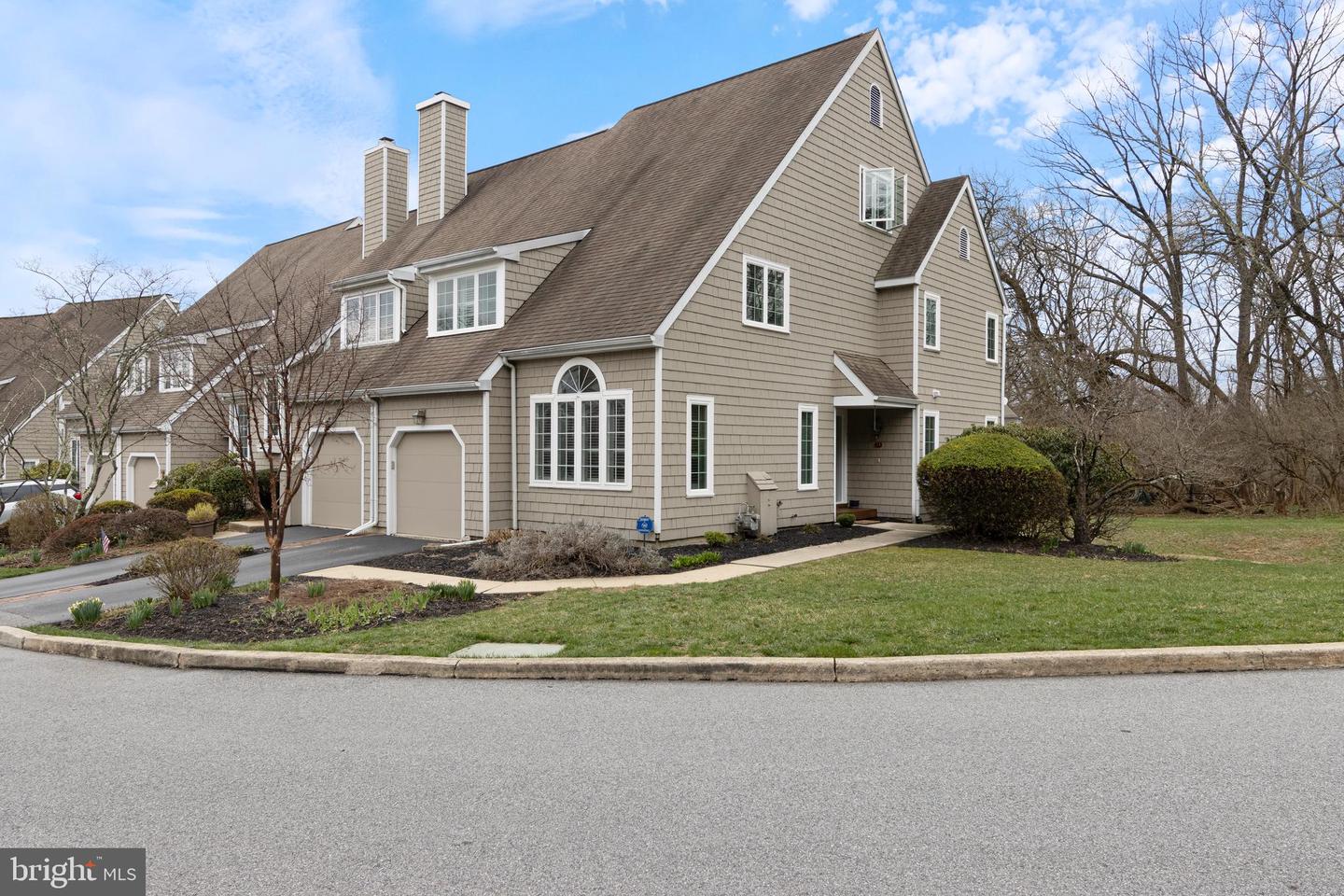 21 Newport Drive, Chesterbrook