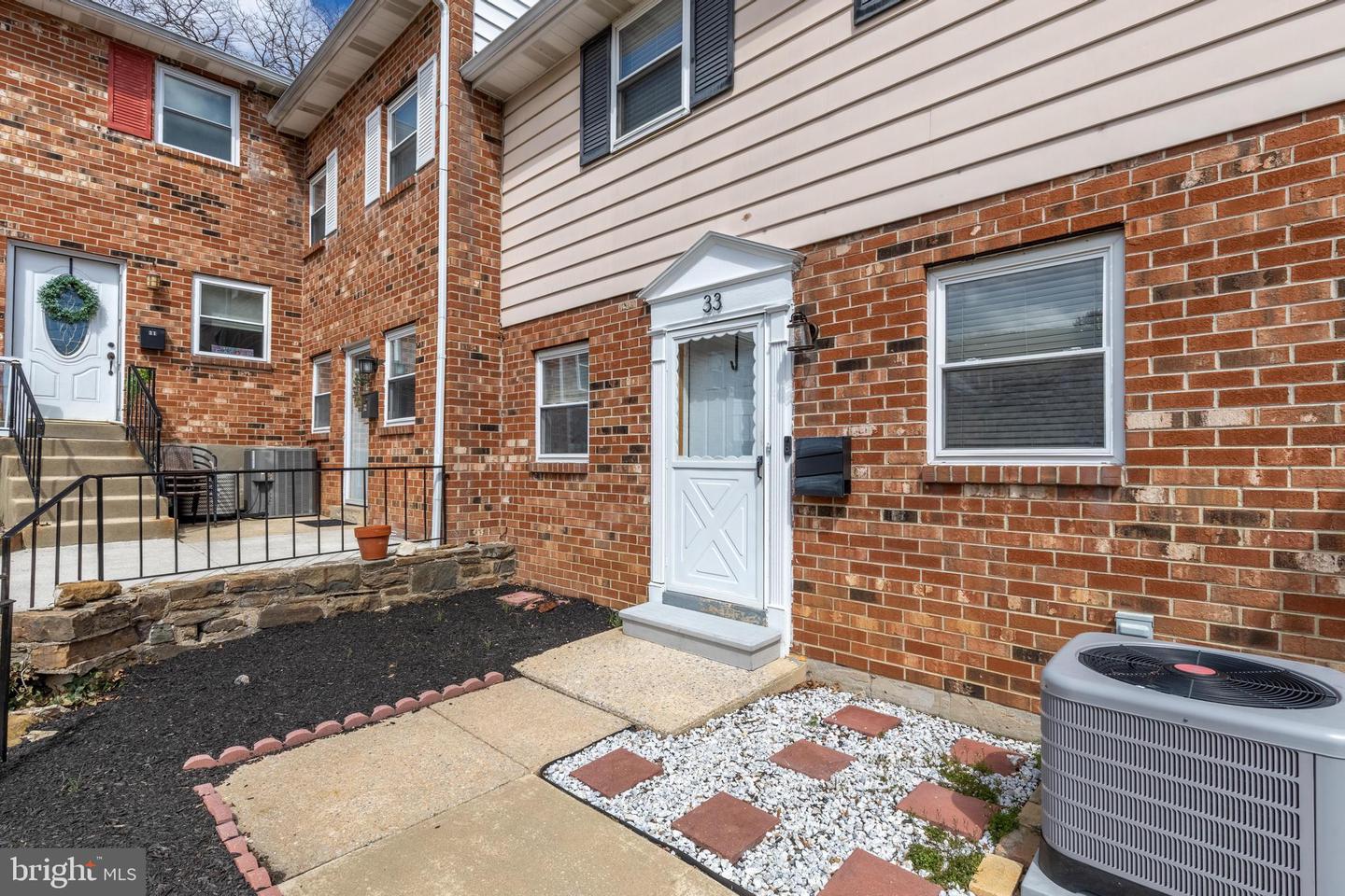605 W Market Street #33, West Chester