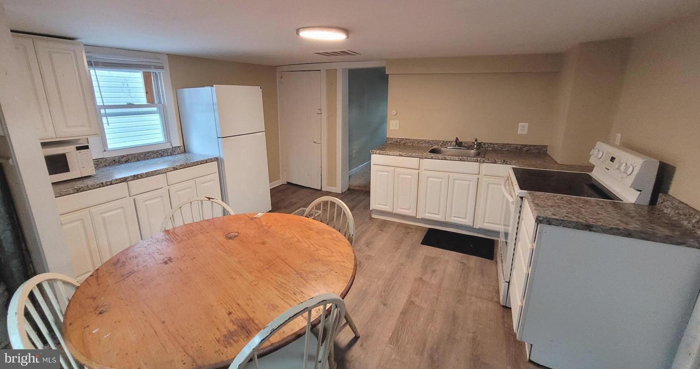 37 Spring Lane, Phoenixville