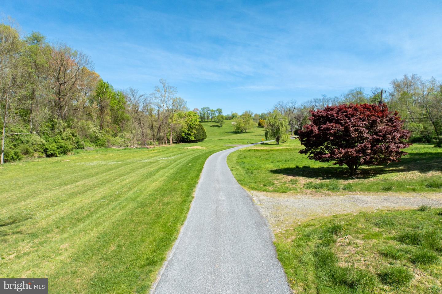 380 Glen Roy Road