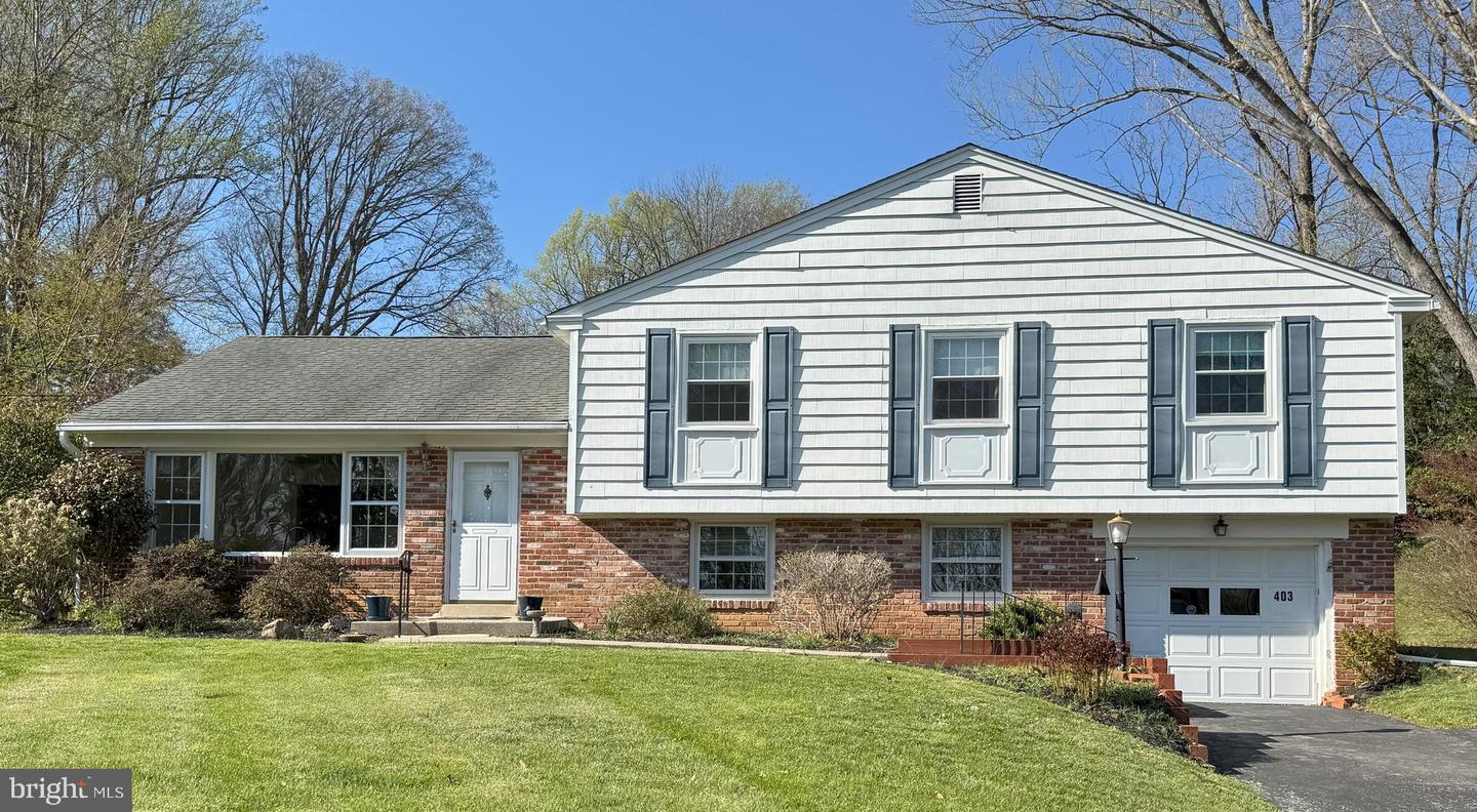 403 Leslie Lane, West Chester