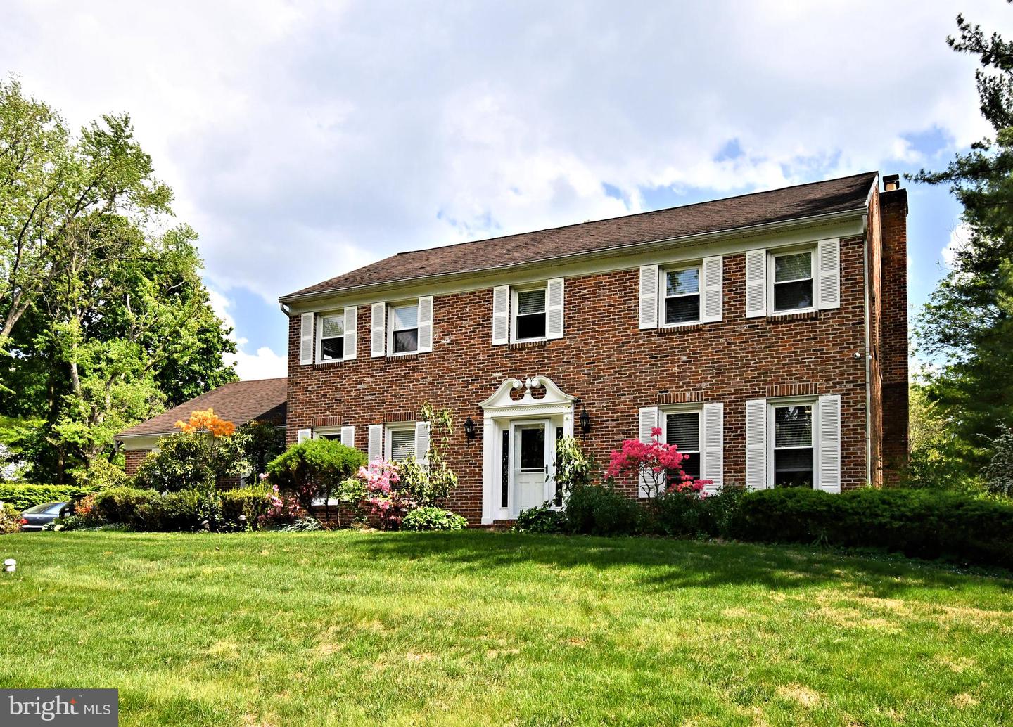 816 Glenn Circle, Wayne