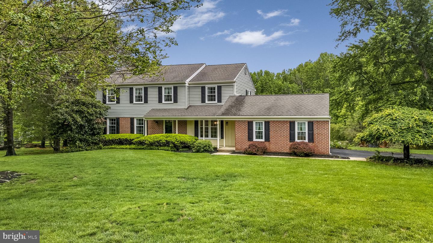 909 Greene Countrie Drive, West Chester