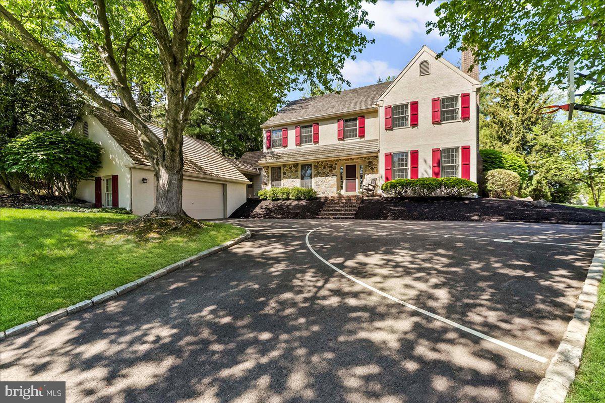 860 Springbank Lane, Wayne