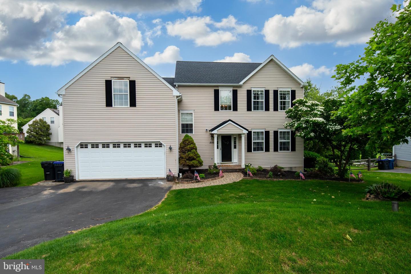 206 John Stevens Dr, Coatesville