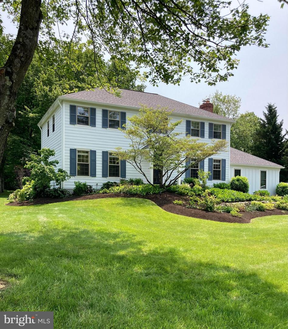 1506 Canterbury Lane, Berwyn