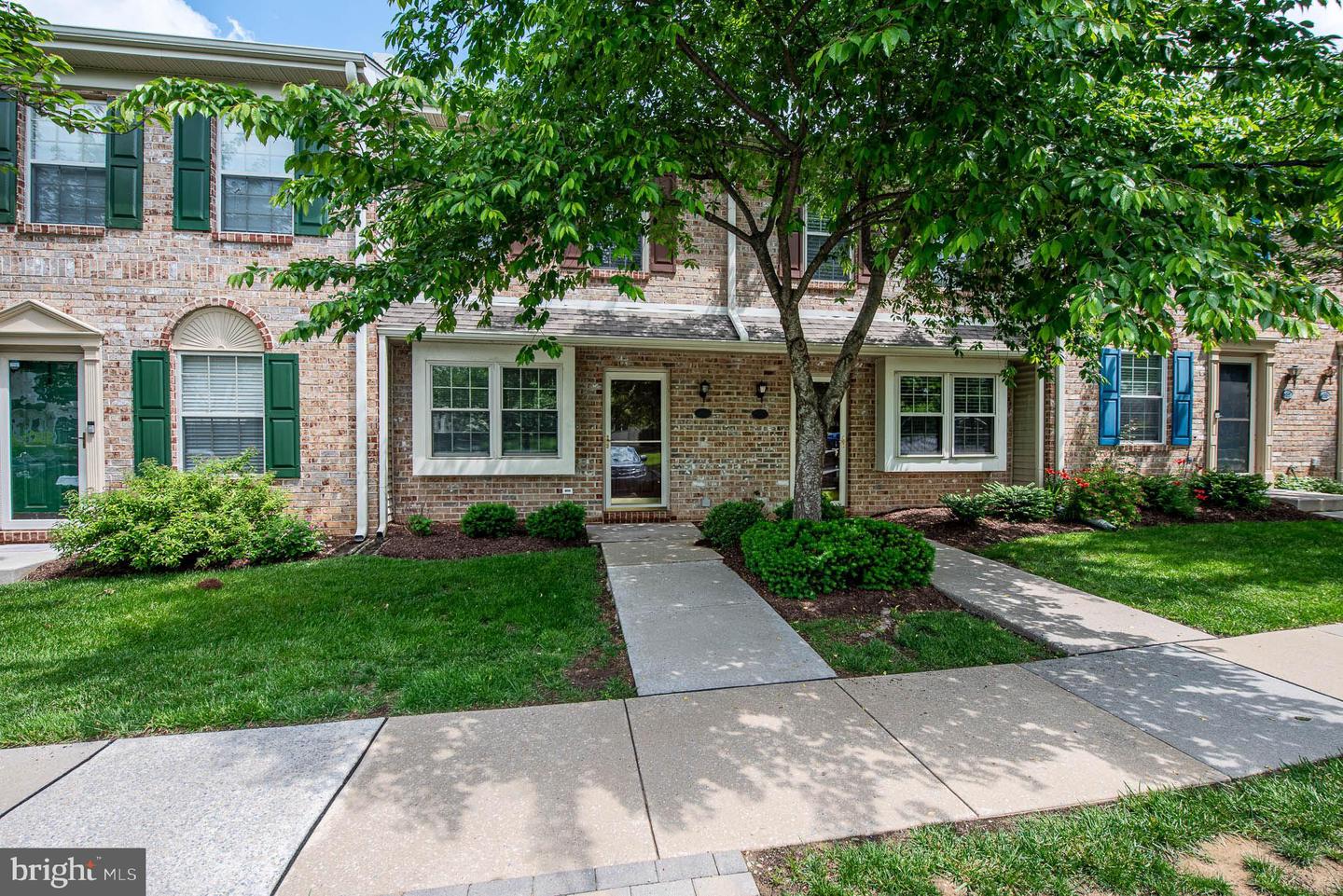 691 Metro Court #9, West Chester