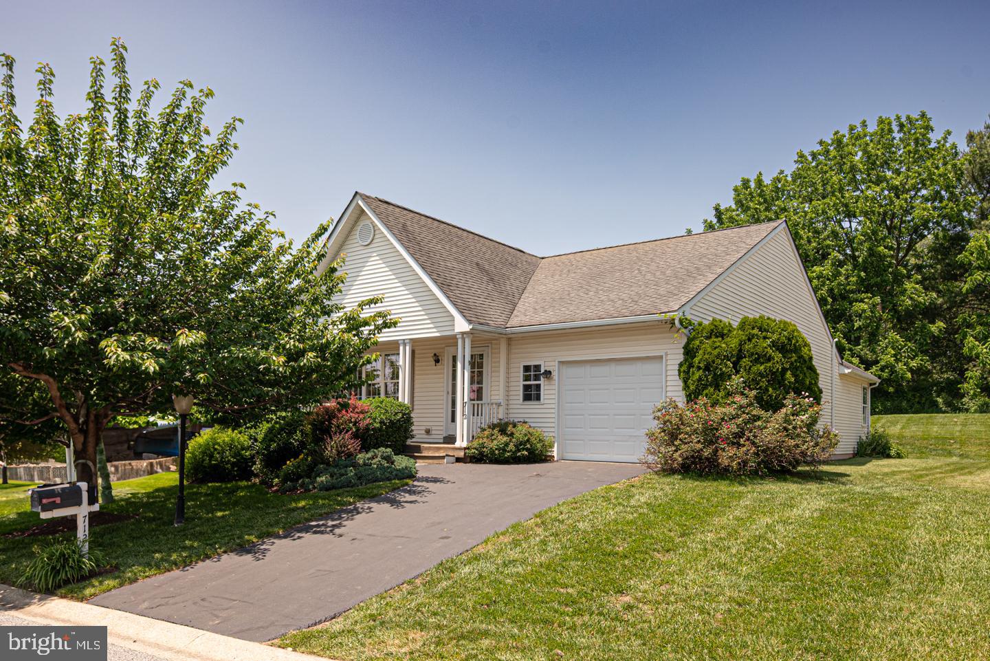 712 W Glenview Drive, West Grove