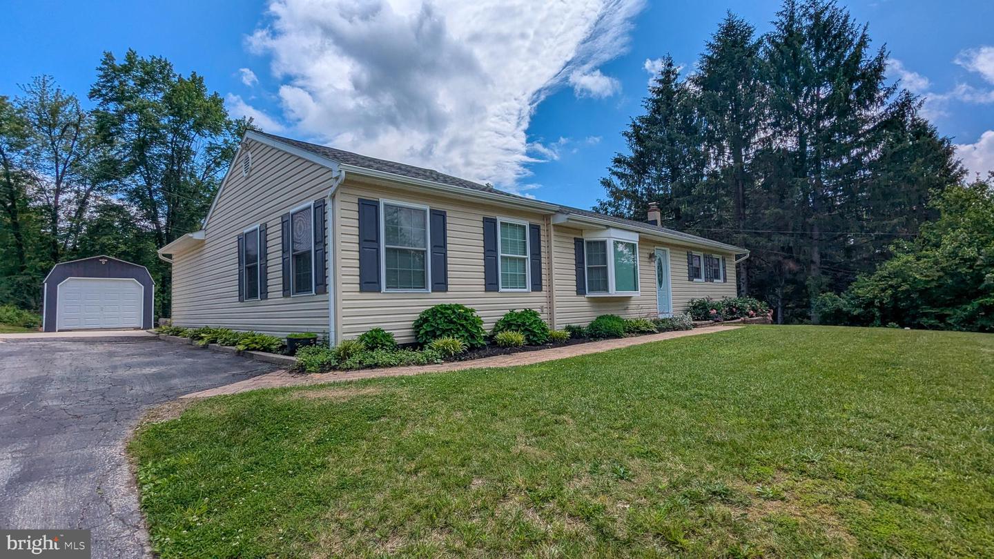 1298 E Kings Highway, Coatesville