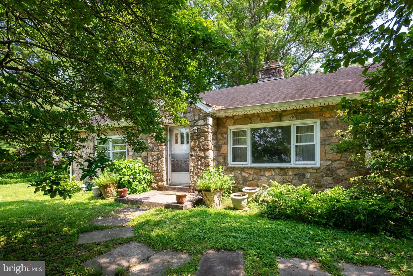214 Sugartown Road, Devon