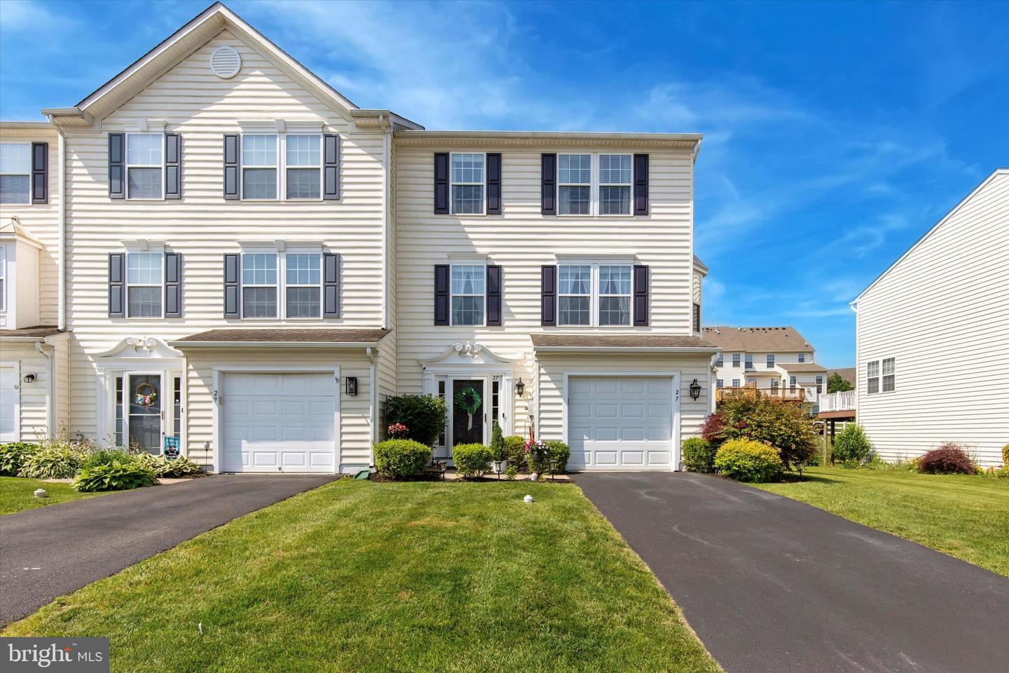 27 Bayberry Lane, Pottstown