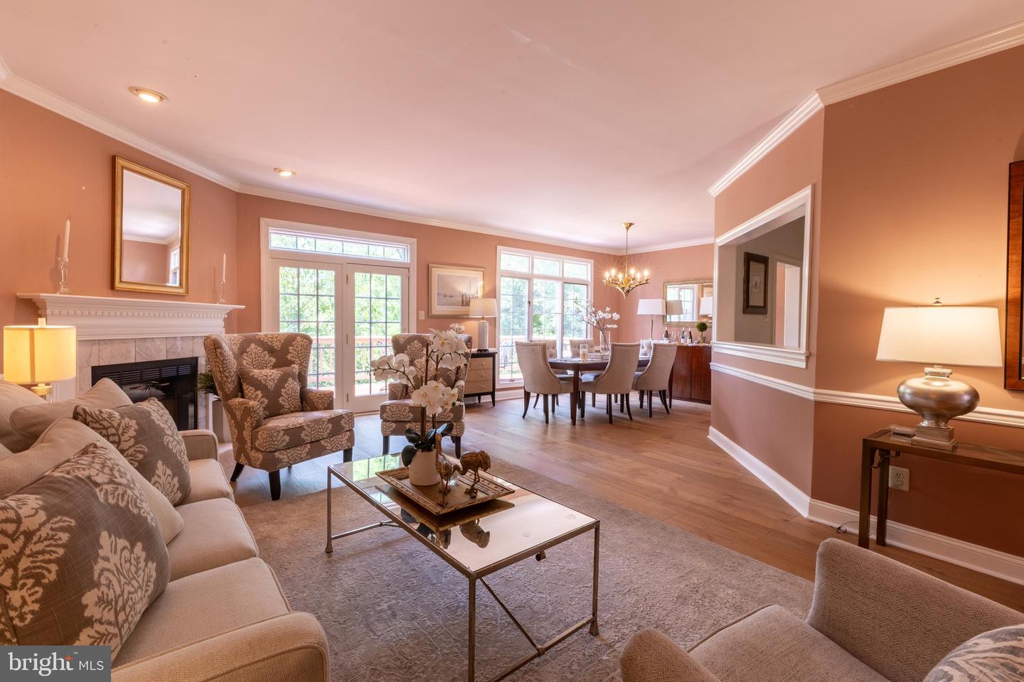 56 Longview Circle #56, Berwyn