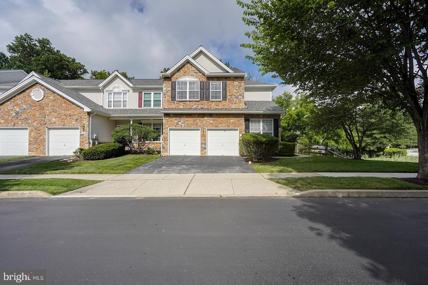 100 Forelock Court, West Chester