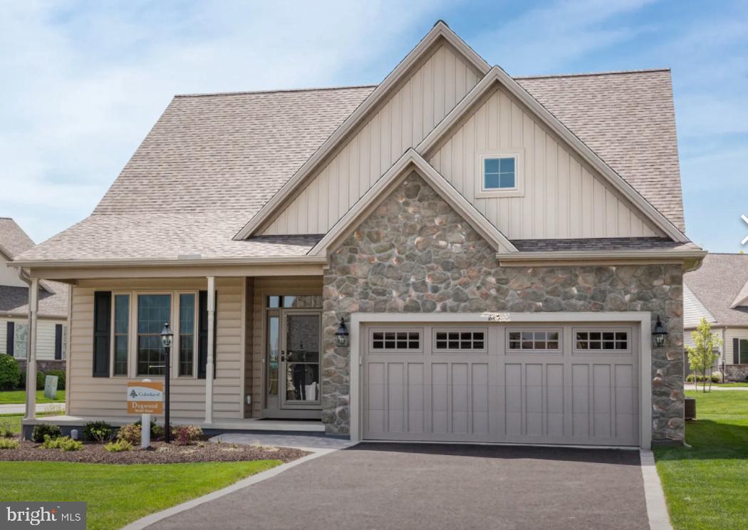 607 Greenbriar Path, Cochranville