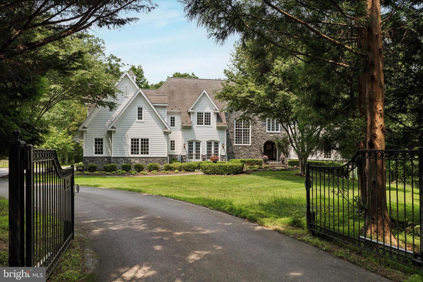 1202 Turks Head Lane