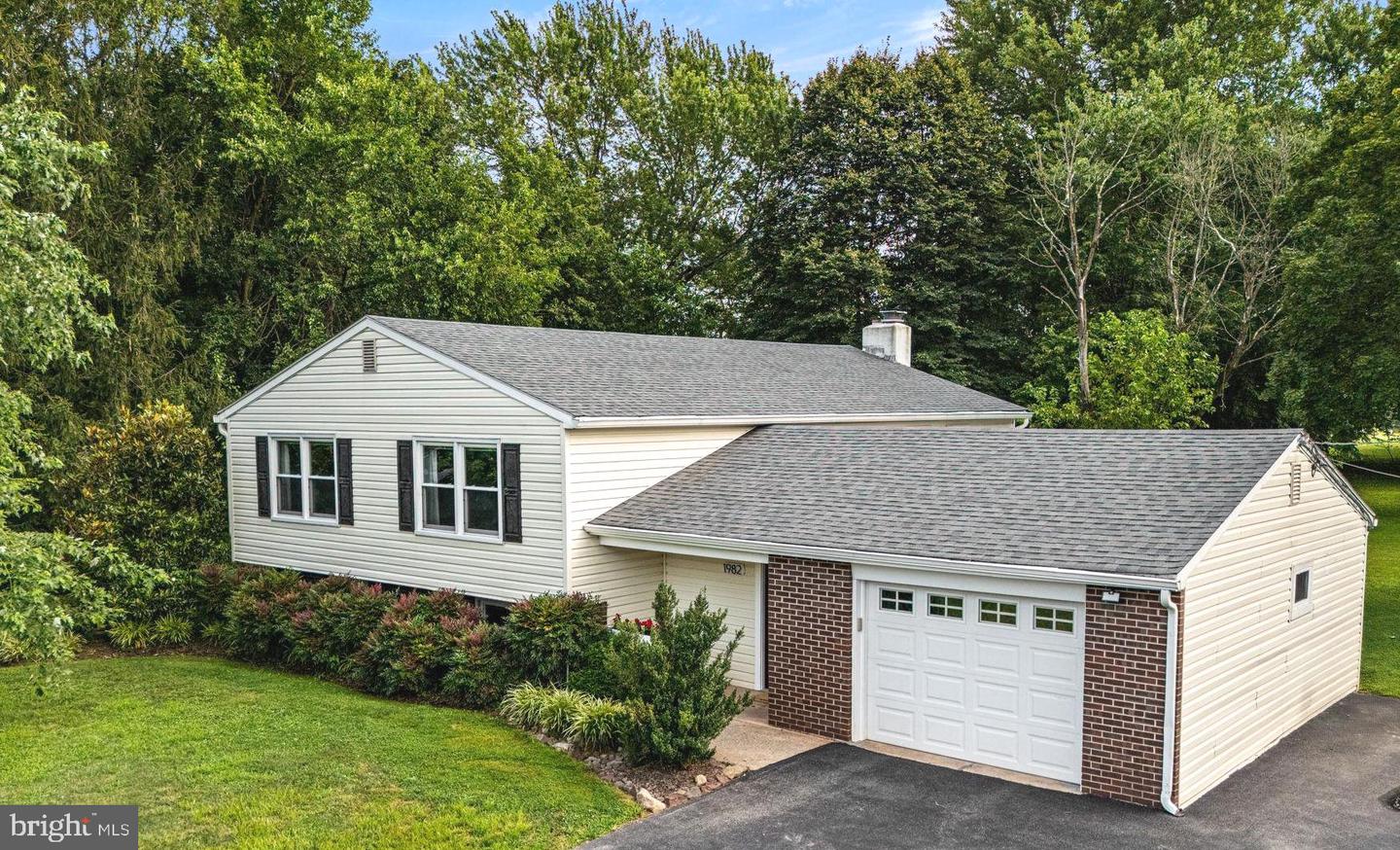 1982 E Cedarville Road, Pottstown