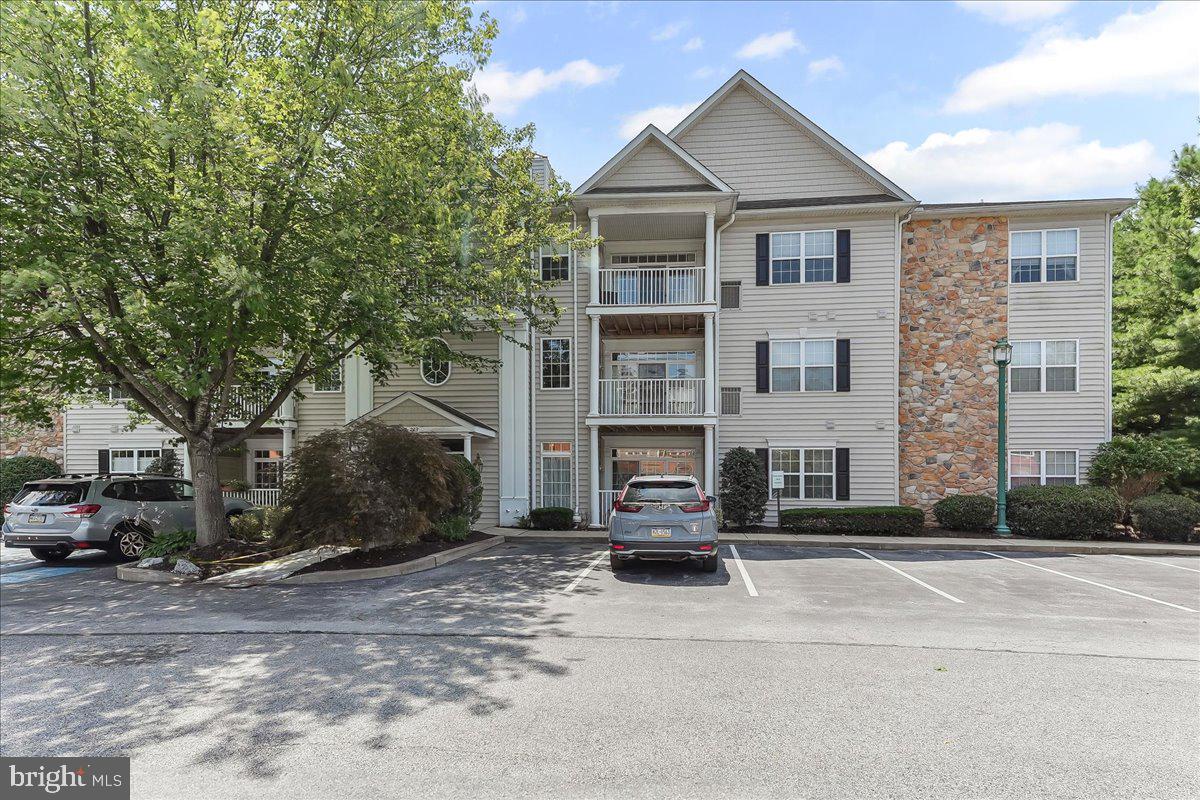 209 Victoria Gardens Drive, Kennett Square