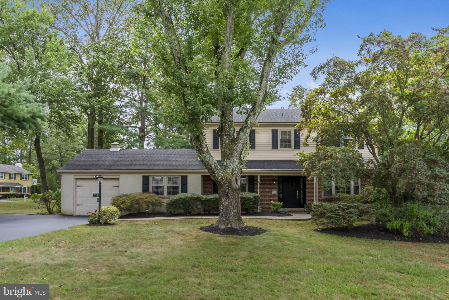 712 Daisy Lane, West Chester