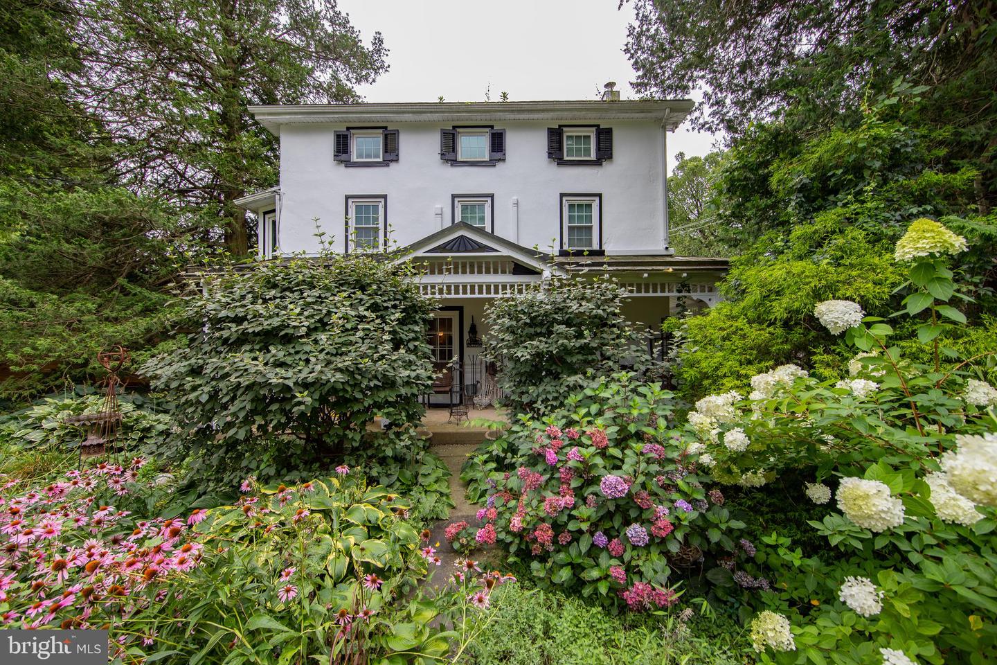 4 Seminary Road, Glenmoore