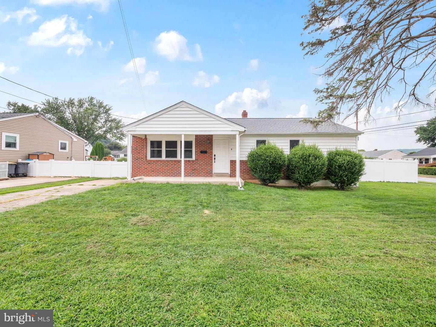 8 Rock Raymond Road, Downingtown