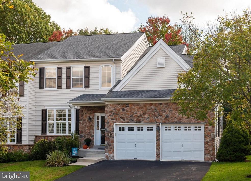 808 Hinchley Run, West Chester
