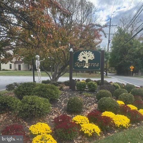 903 Raintree Lane #903, Malvern