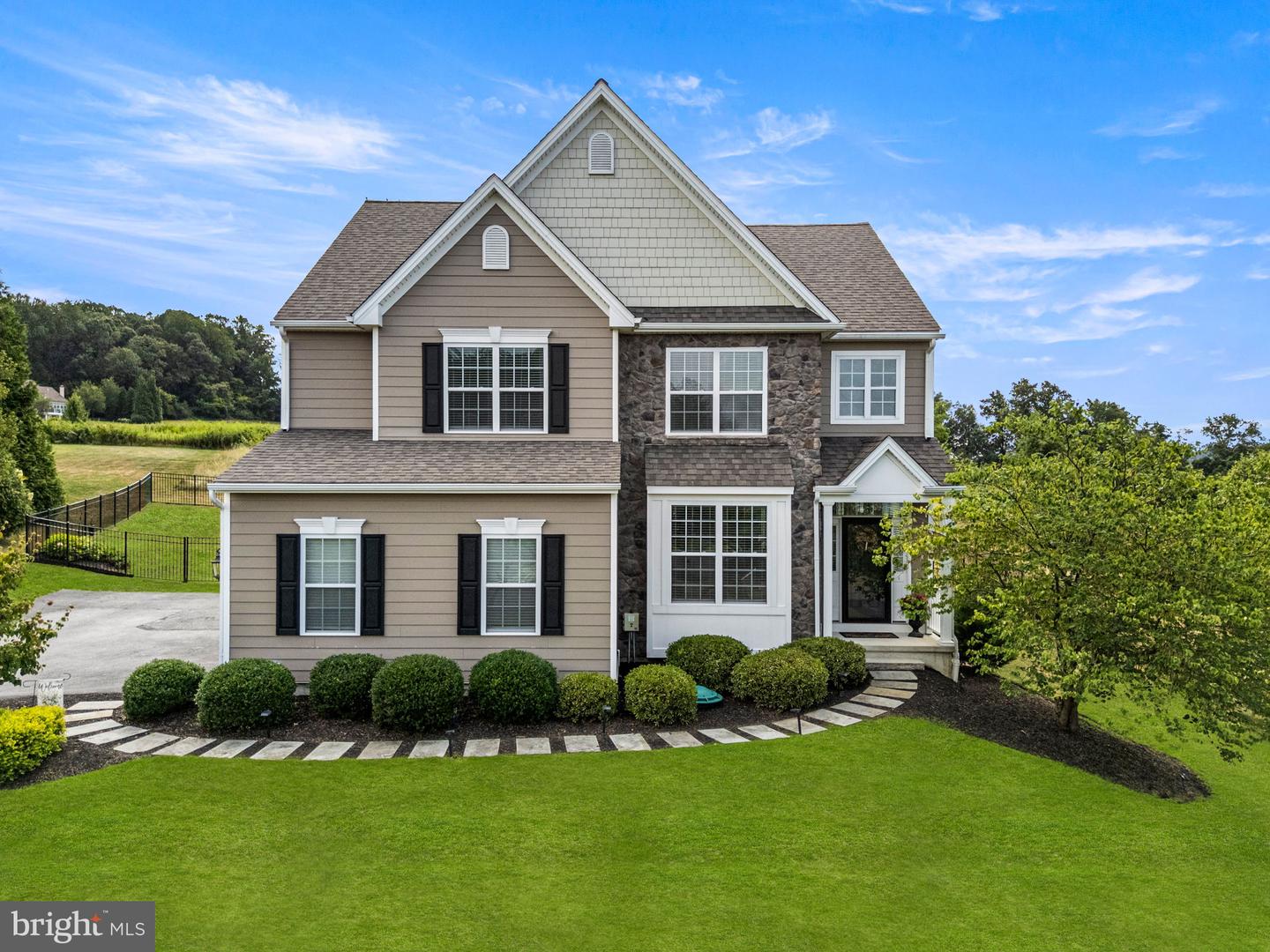 225 Ironstone Lane, Elverson
