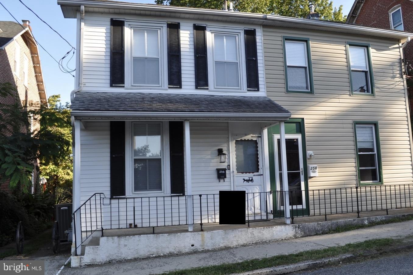 256 Chestnut Street, Spring City