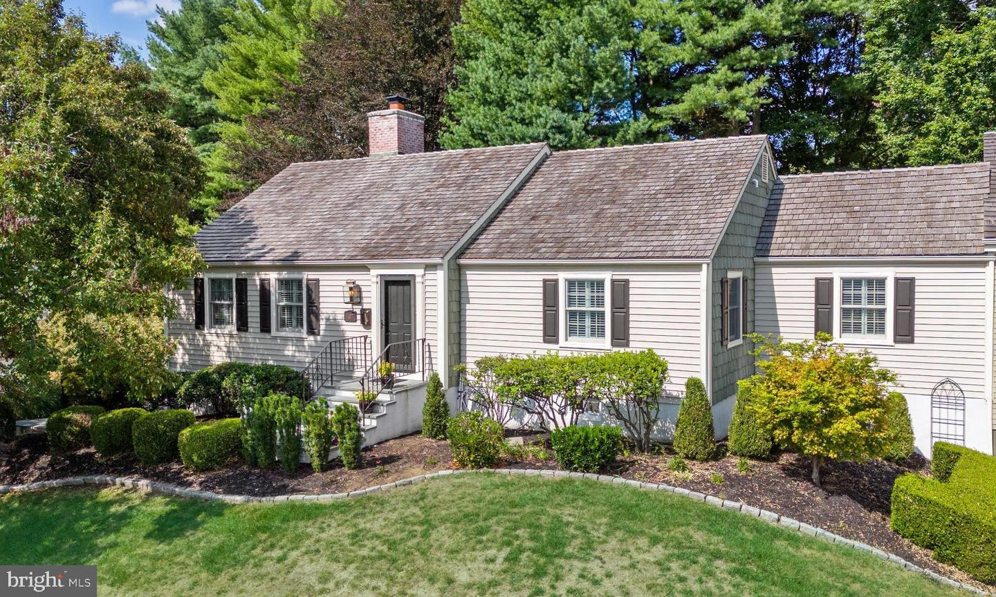 1107 Queens Way, West Chester