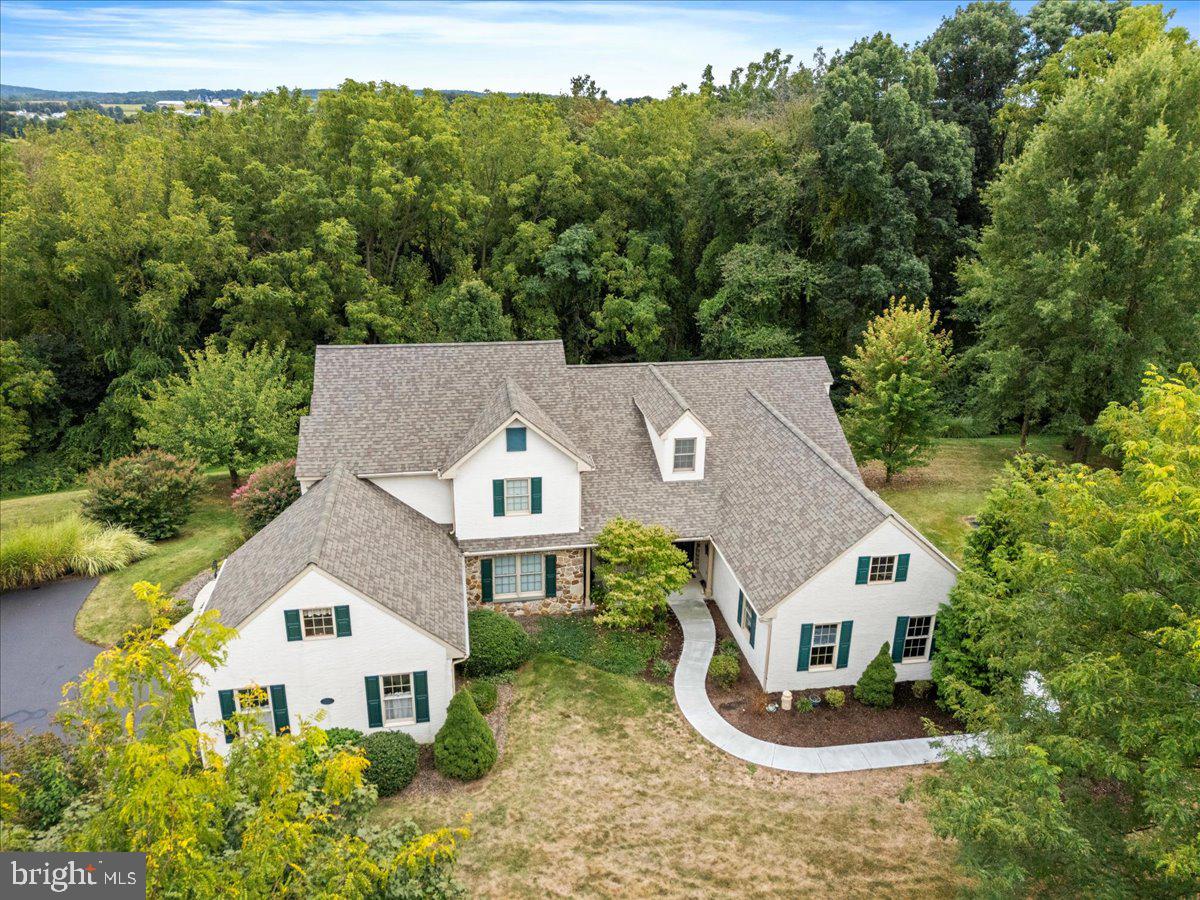 219 S Pine Street, Elverson
