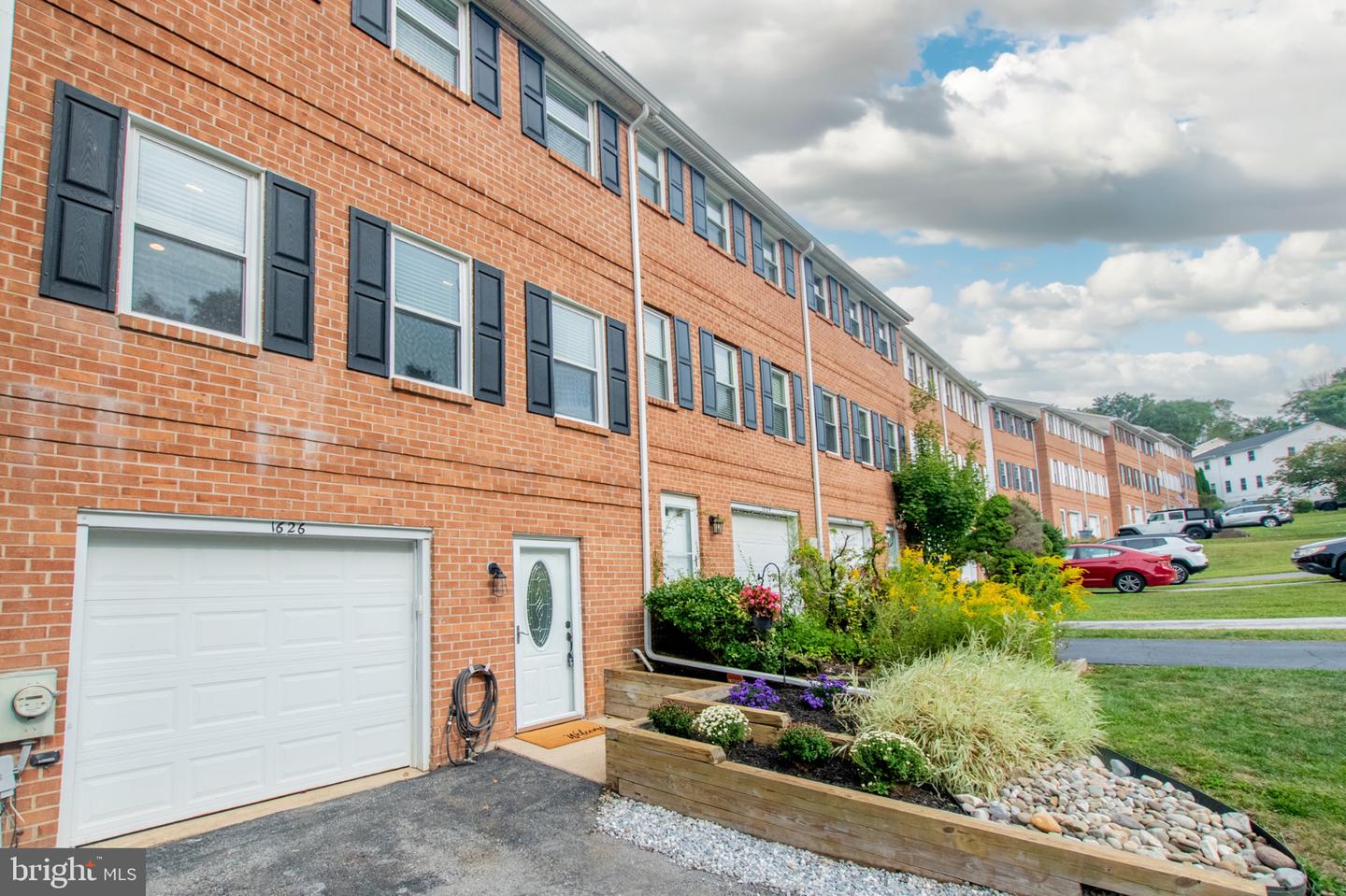 1626 S Coventry Lane, West Chester