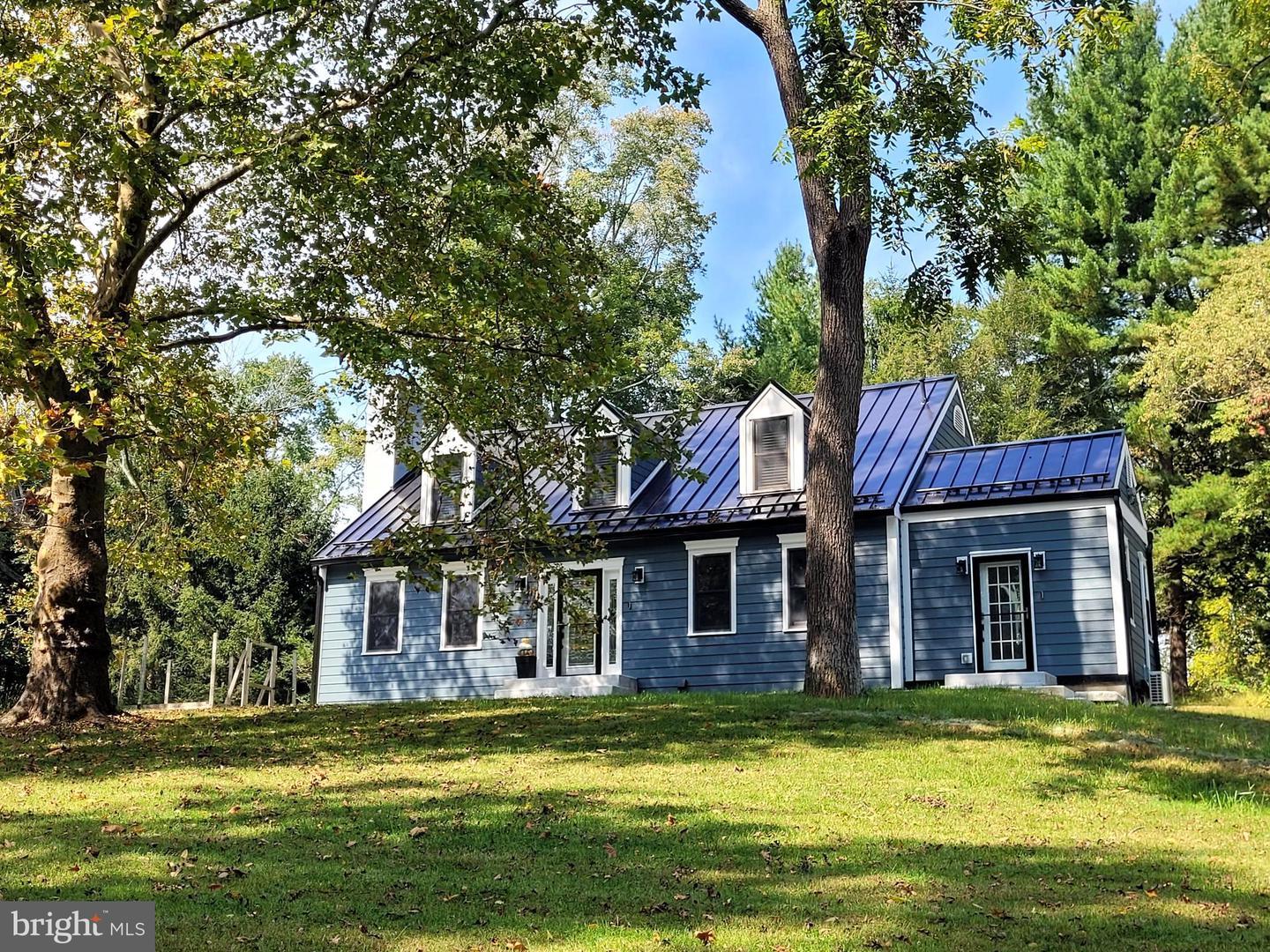 6 Mccarthy Drive, Chadds Ford