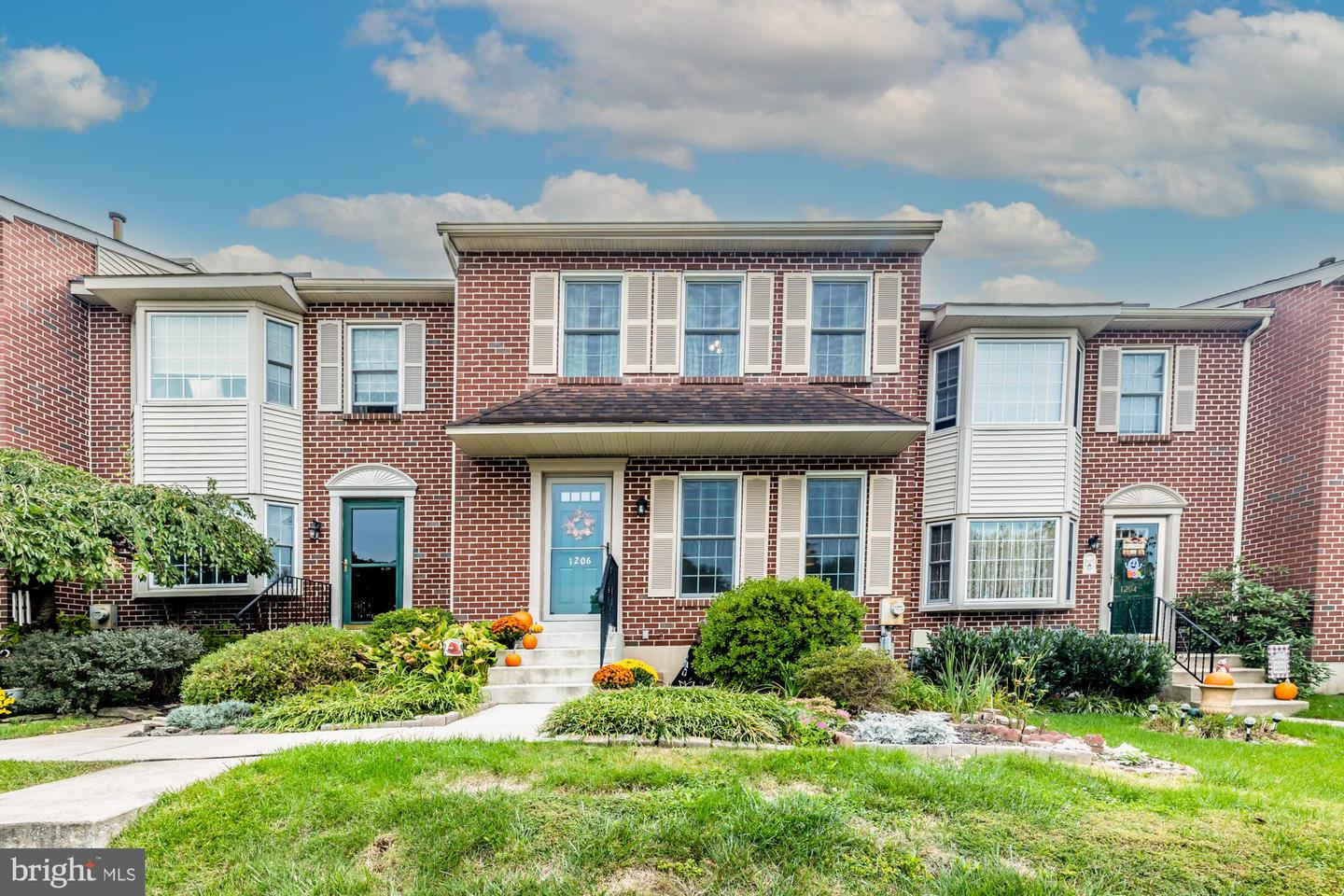 1206 Longford Road #51, West Chester
