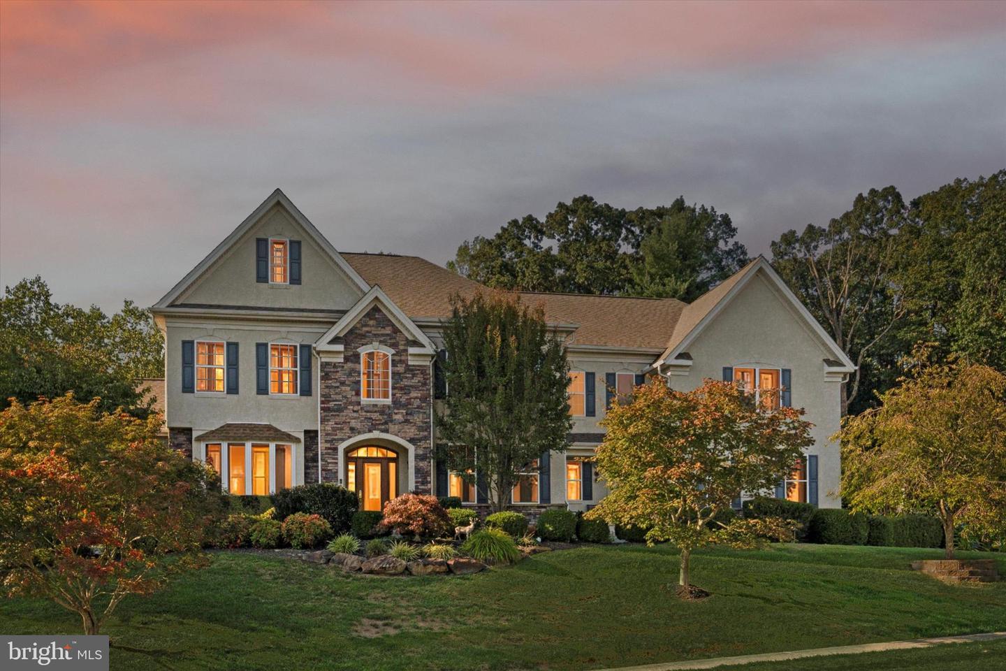 2001 Grenoble Road, Romansville