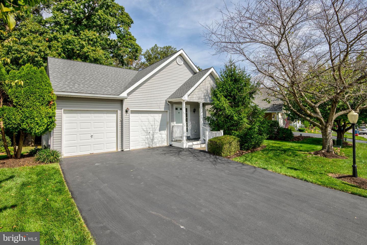 403 E Glenview Drive, West Grove