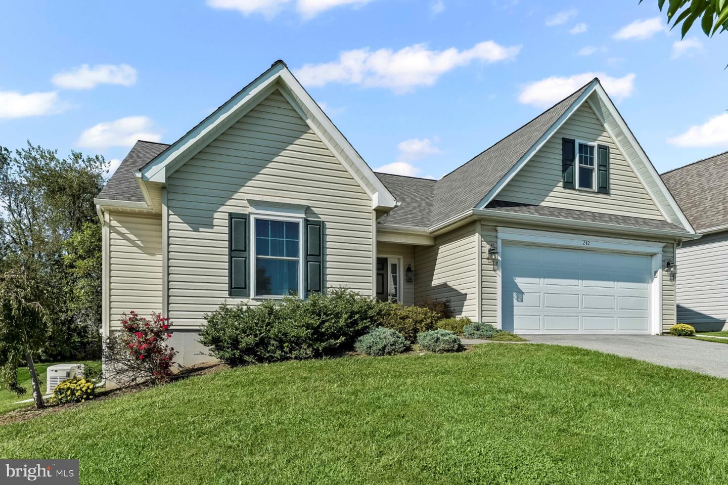 242 Greenwood Drive, Oxford