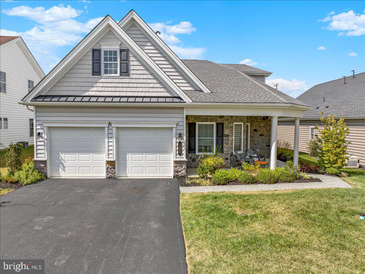 122 American, Downingtown