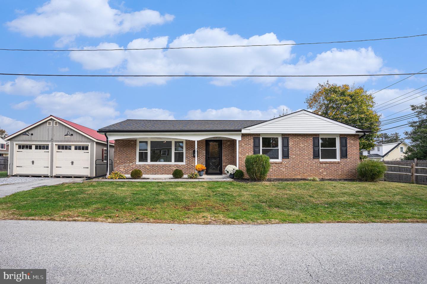 301 E Bridge Street, Parkesburg